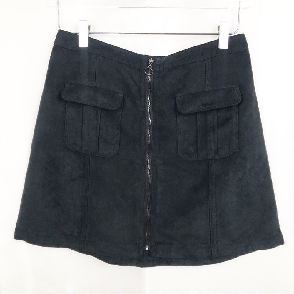 HOLLISTER Suede high waisted zip skirt. Black. Vintage Y2K.